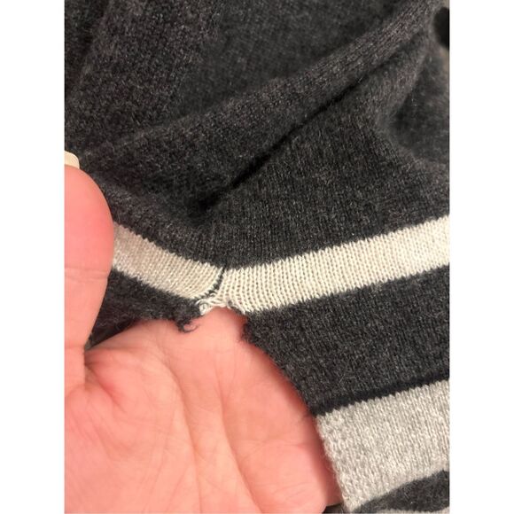 Neiman Marcus 100% cashmere cardigan XS can fit up to large quiet luxury natural - Picture 9 of 9